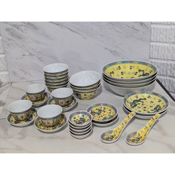 Vintage Porcelain Mun Shou Longevity Yellow Dragon 32 Piece Luncheon Set - Picture 1 of 10